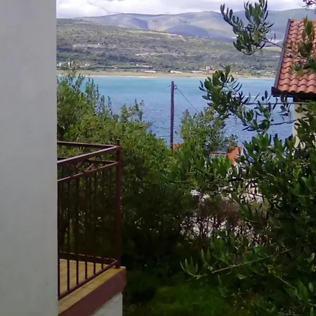 House With A Parking Space Mastrinka, Ciovo - 7583 Casa vacanze