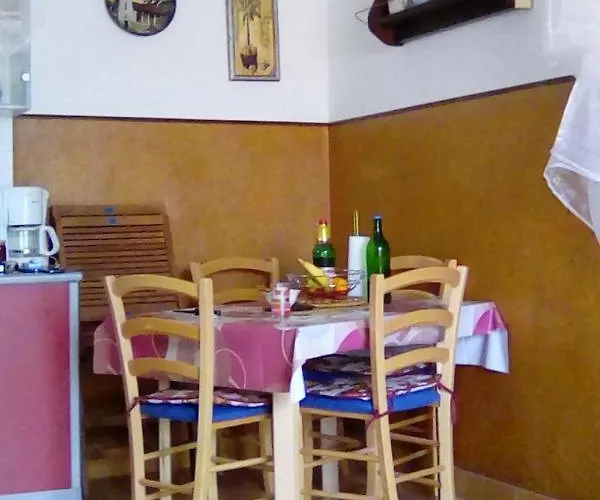 House With A Parking Space Mastrinka, Ciovo - 7583 Сasa de vacaciones *