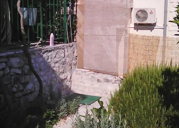 Сasa de vacaciones House With A Parking Space Mastrinka, Ciovo - 7583 *